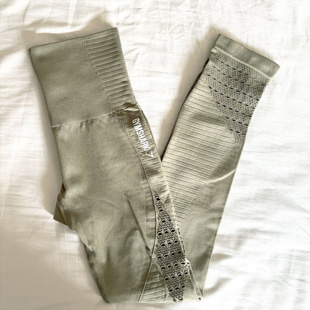 Gymshark Flawless Knit High Rise Perforated Gym Leggings Green Khaki Women’s S